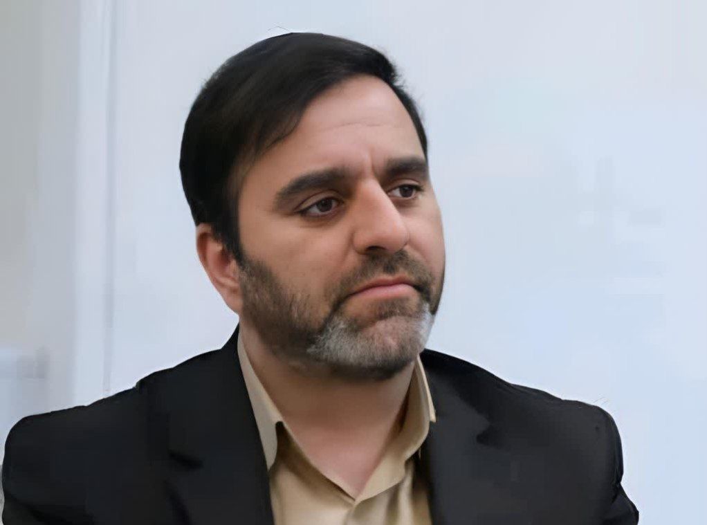 آماده سازی فضاهای شهری جهت تبلیغات محیطی نامزدهای انتخابات مجلس خبرگان رهبري و مجلس شوراي اسلامی