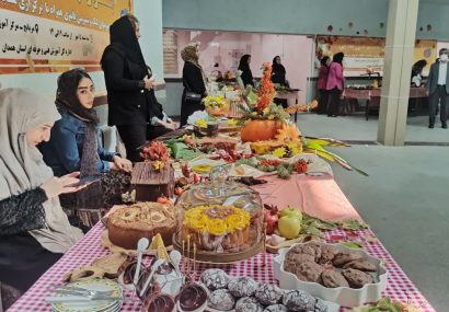 رونمایی از ۱۱۰ محصول تولیدی اداره کل آموزش فنی و حرفه ای استان همدان در  نمایشگاه و جشنواره پاییزی طعم های طلایی