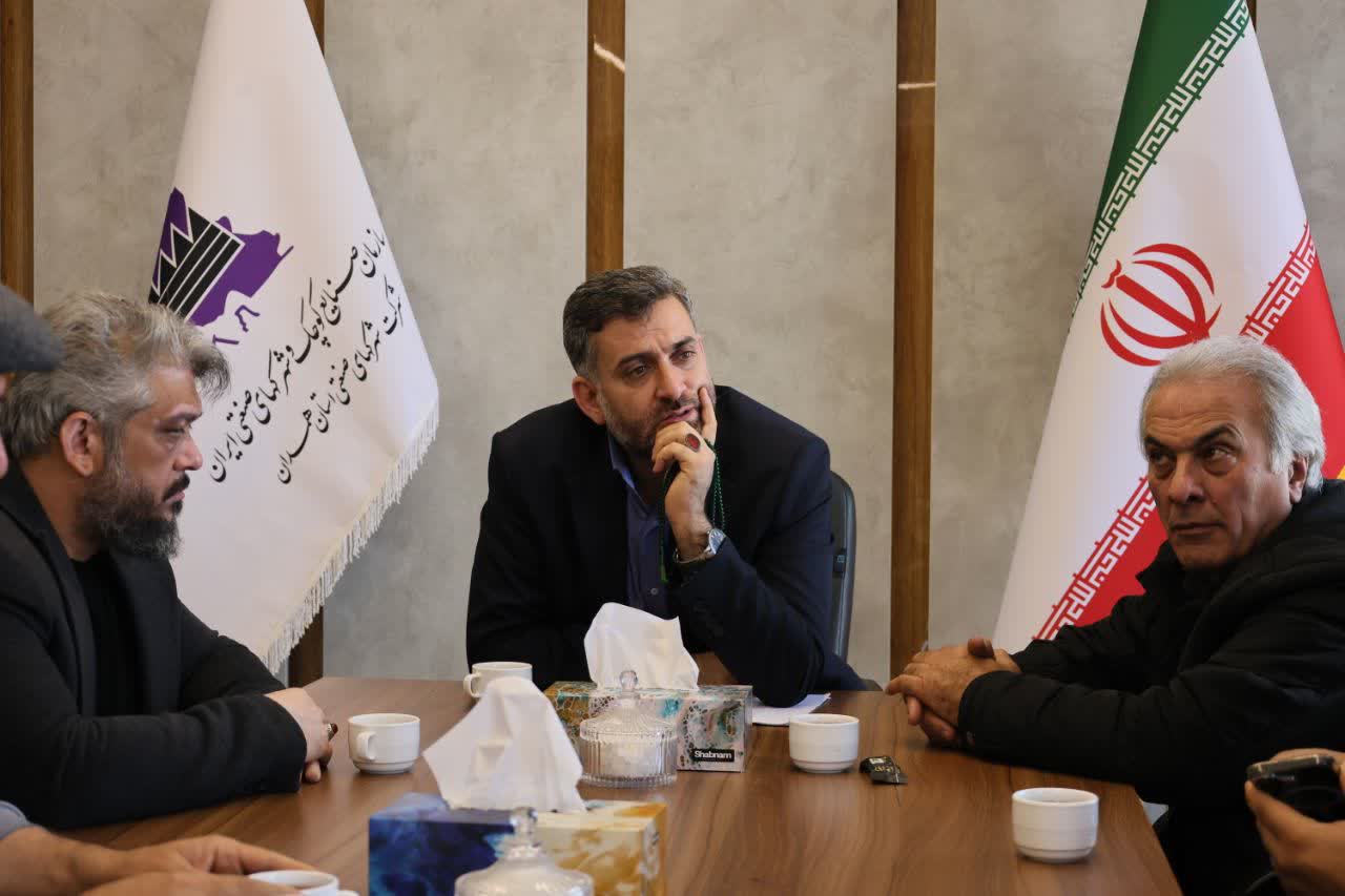 نشست مشترک مدیرعامل شرکت شهرک‌های صنعتی استان همدان با هیئت‌مدیره شرکت خدماتی شهرک صنعتی بوعلی