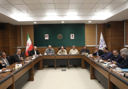 حاجی بابایی در تشریح نشست با روسای مجامع استانی در مجلس عنوان کرد